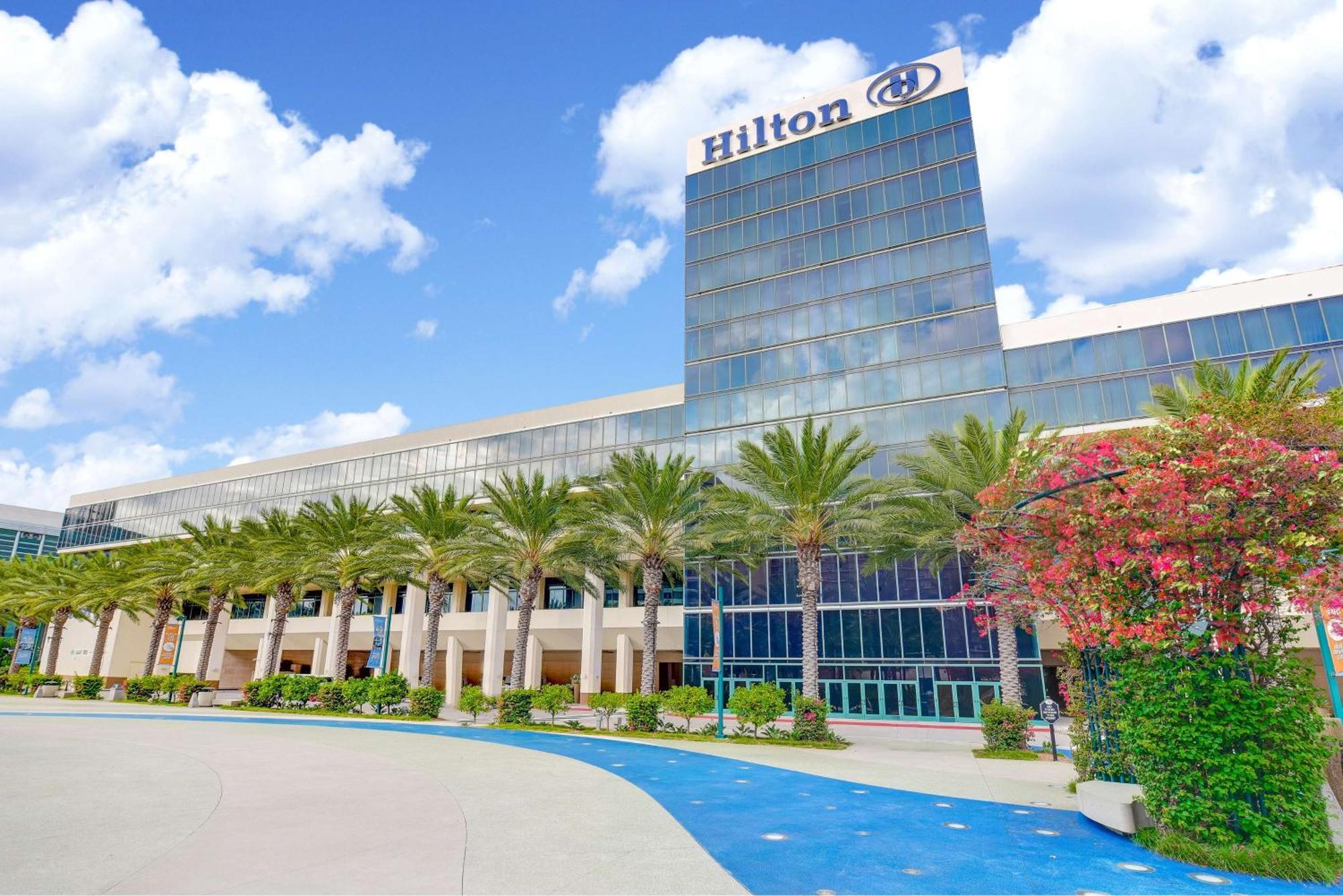 Hilton Anaheim Hotel Exterior photo